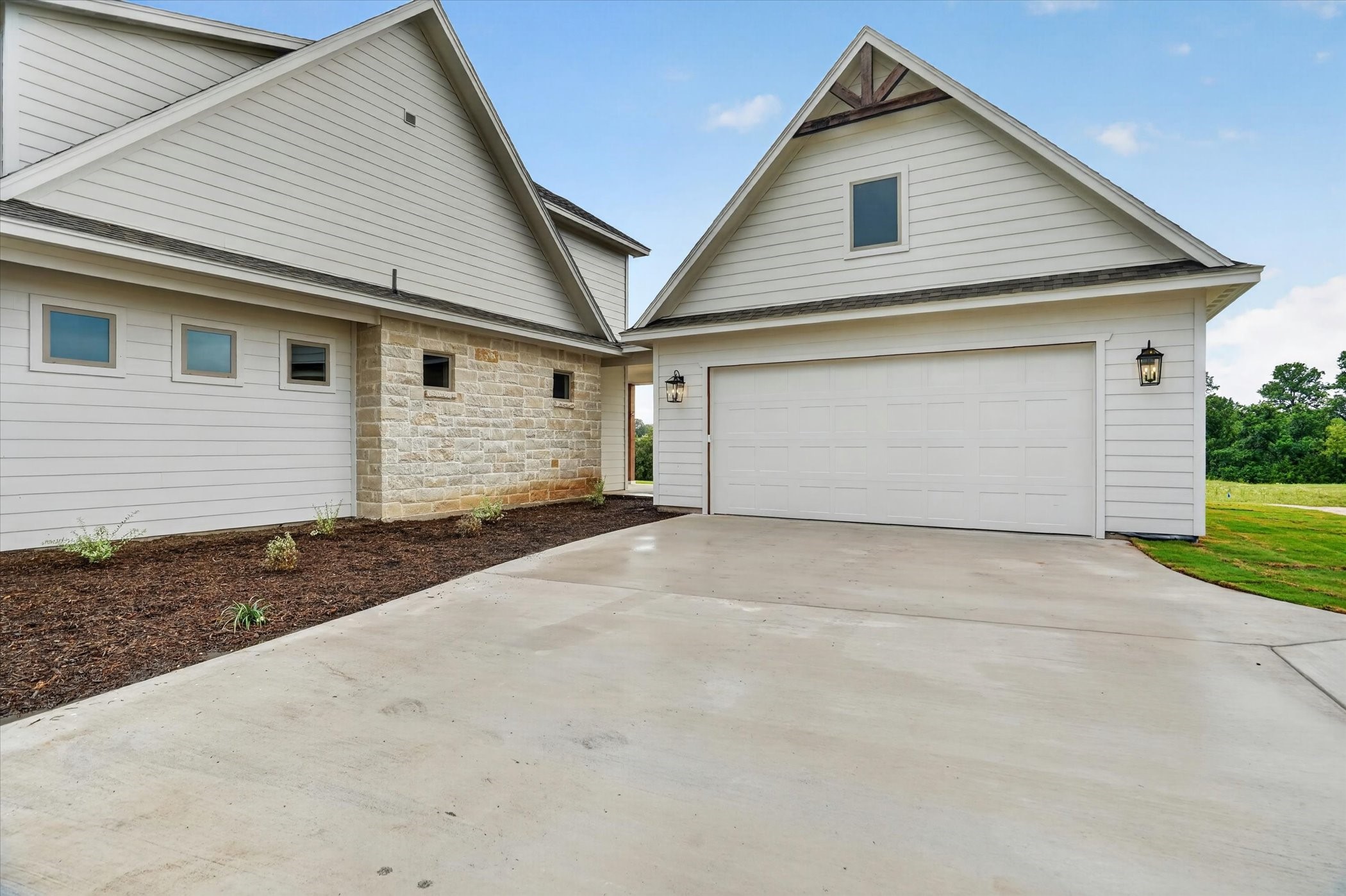 225 Kilkenny Road Poolville TX 76487