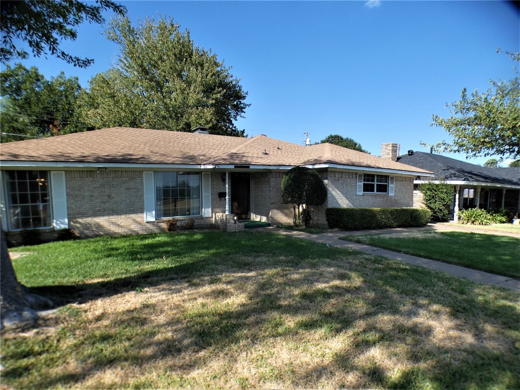 1713 Anderson Street Irving TX 75062