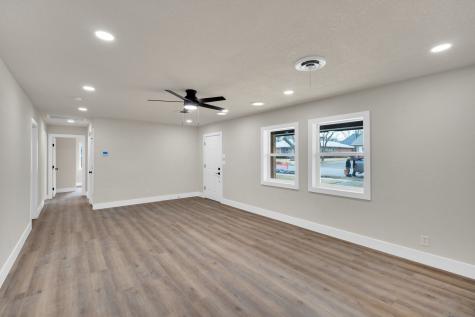 203 W Avenue K Midlothian TX 76065