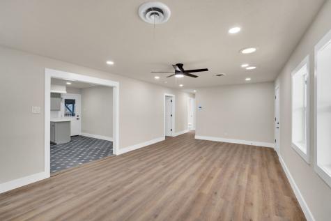 203 W Avenue K Midlothian TX 76065