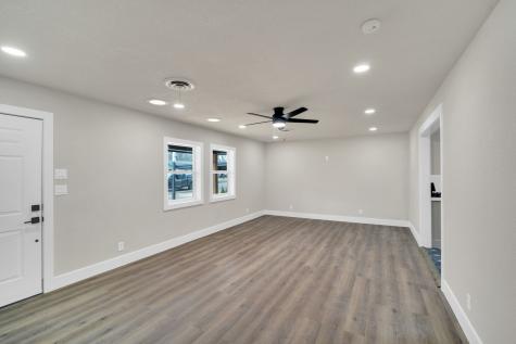 203 W Avenue K Midlothian TX 76065