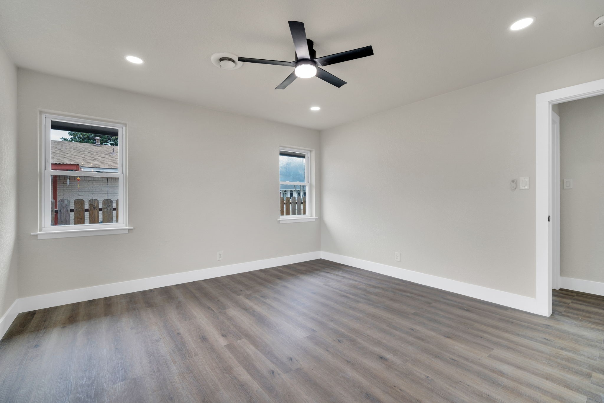 203 W Avenue K Midlothian TX 76065