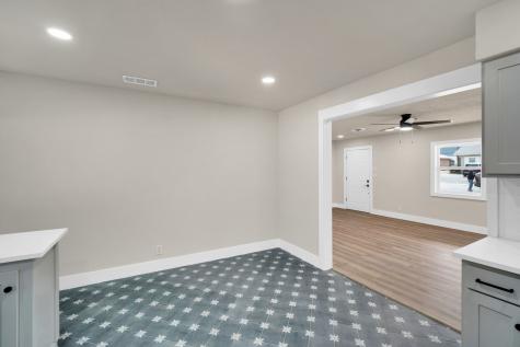 203 W Avenue K Midlothian TX 76065