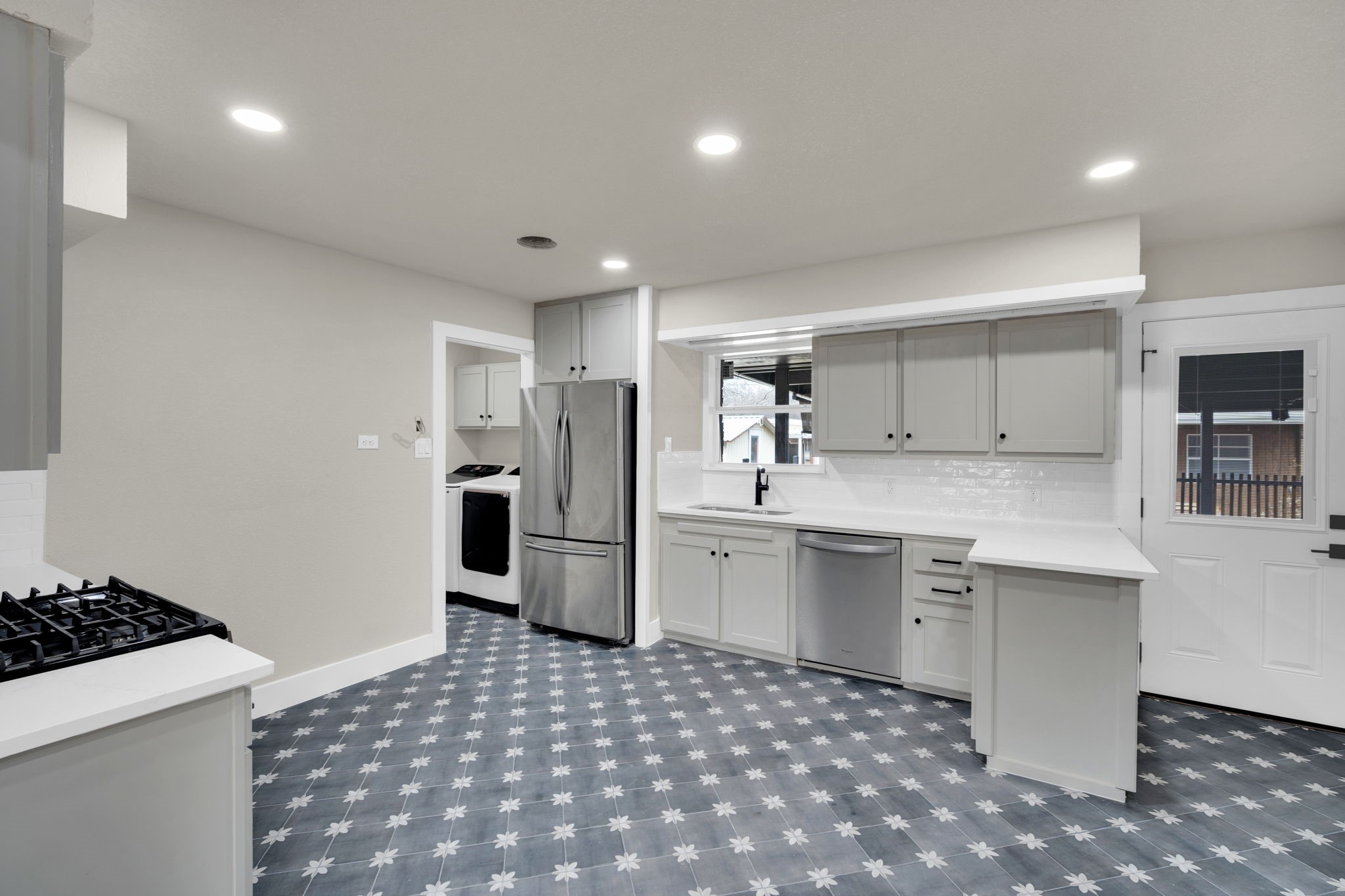 203 W Avenue K Midlothian TX 76065