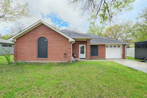 208 S 6th Street Crandall TX 75114