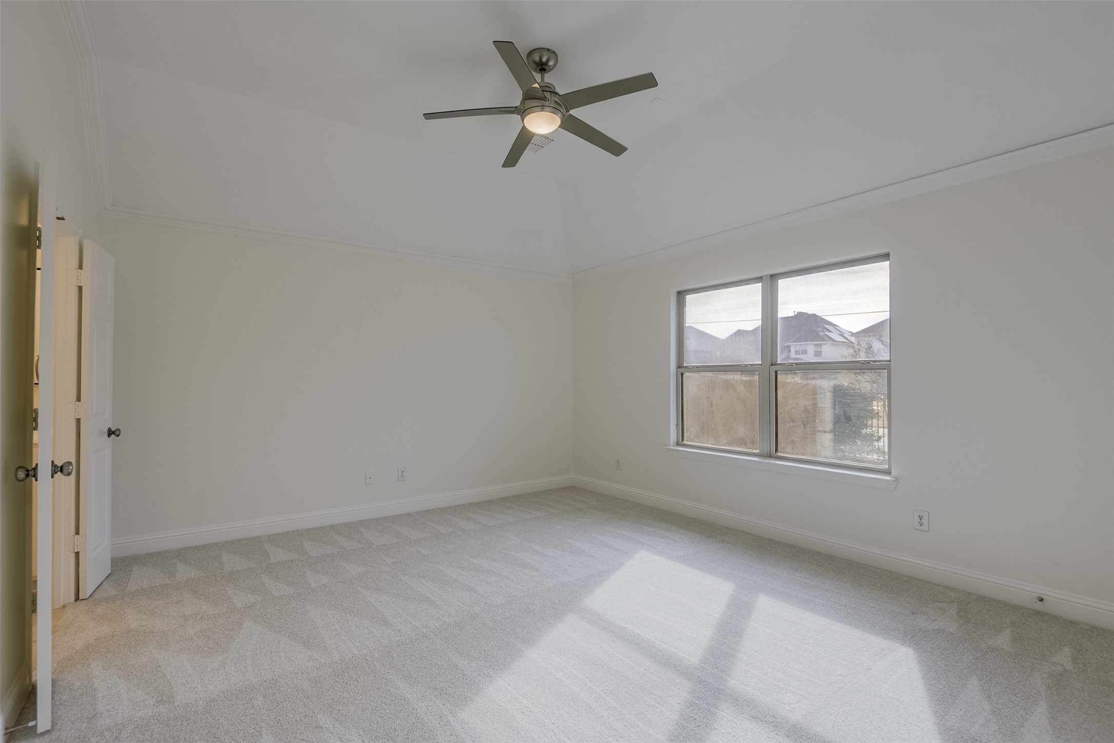 2727 Waterway Drive Grand Prairie TX 75054