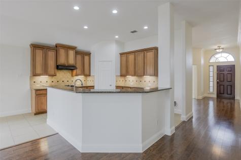 2727 Waterway Drive Grand Prairie TX 75054