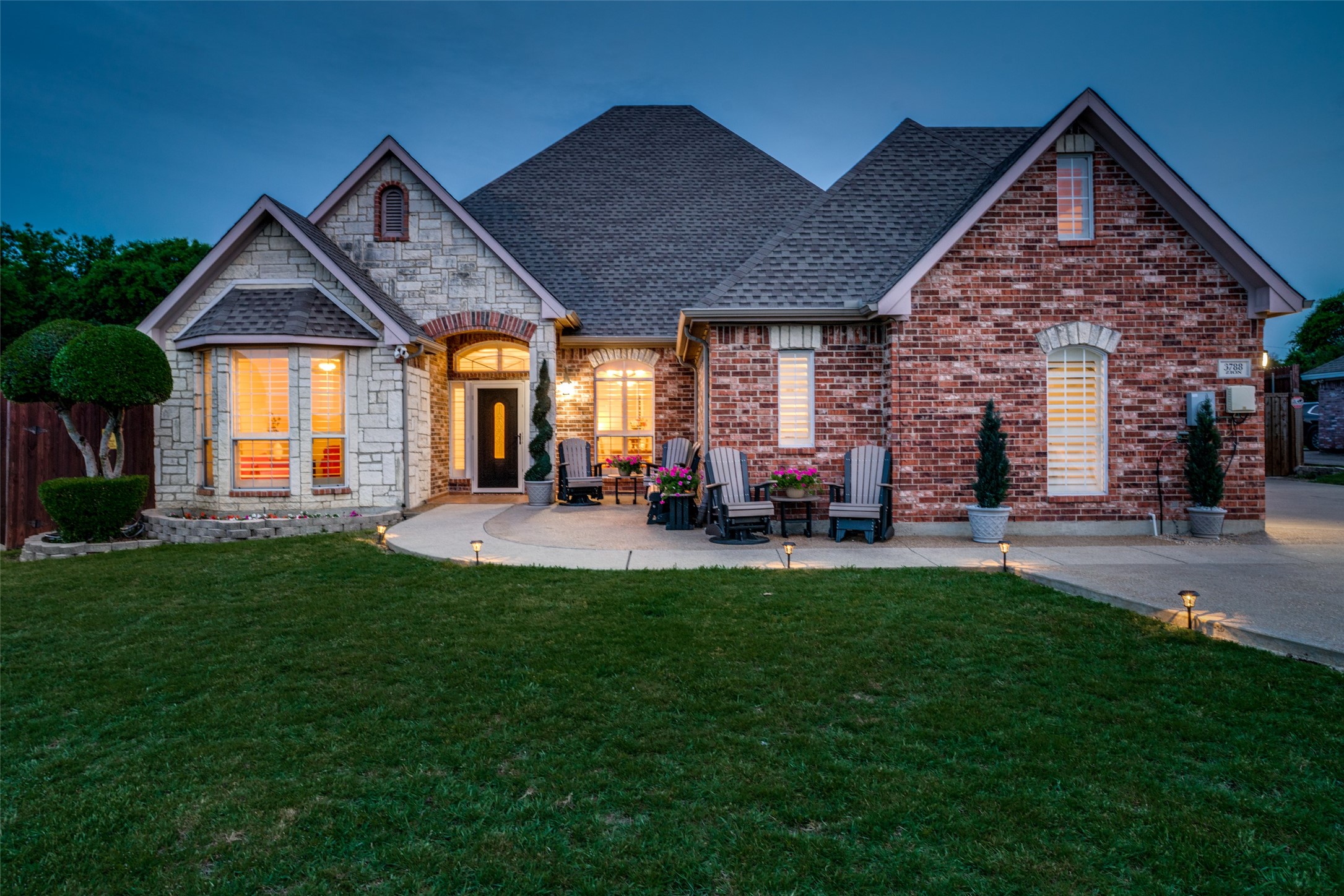 3788 Zion Road Garland TX 75043