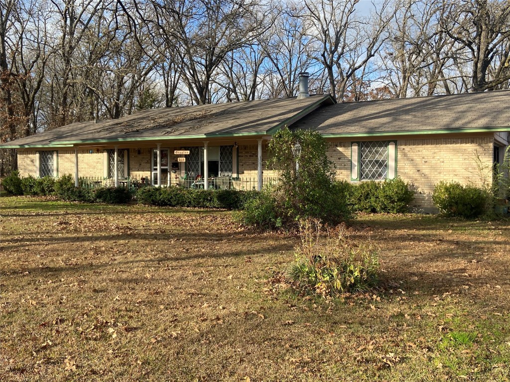 215 N Oaks Drive Grand Saline TX 75140