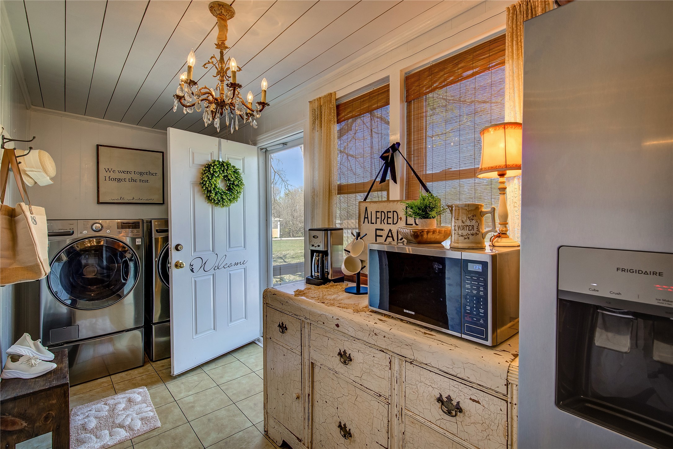 697 Tawakoni Drive East Tawakoni TX 75472