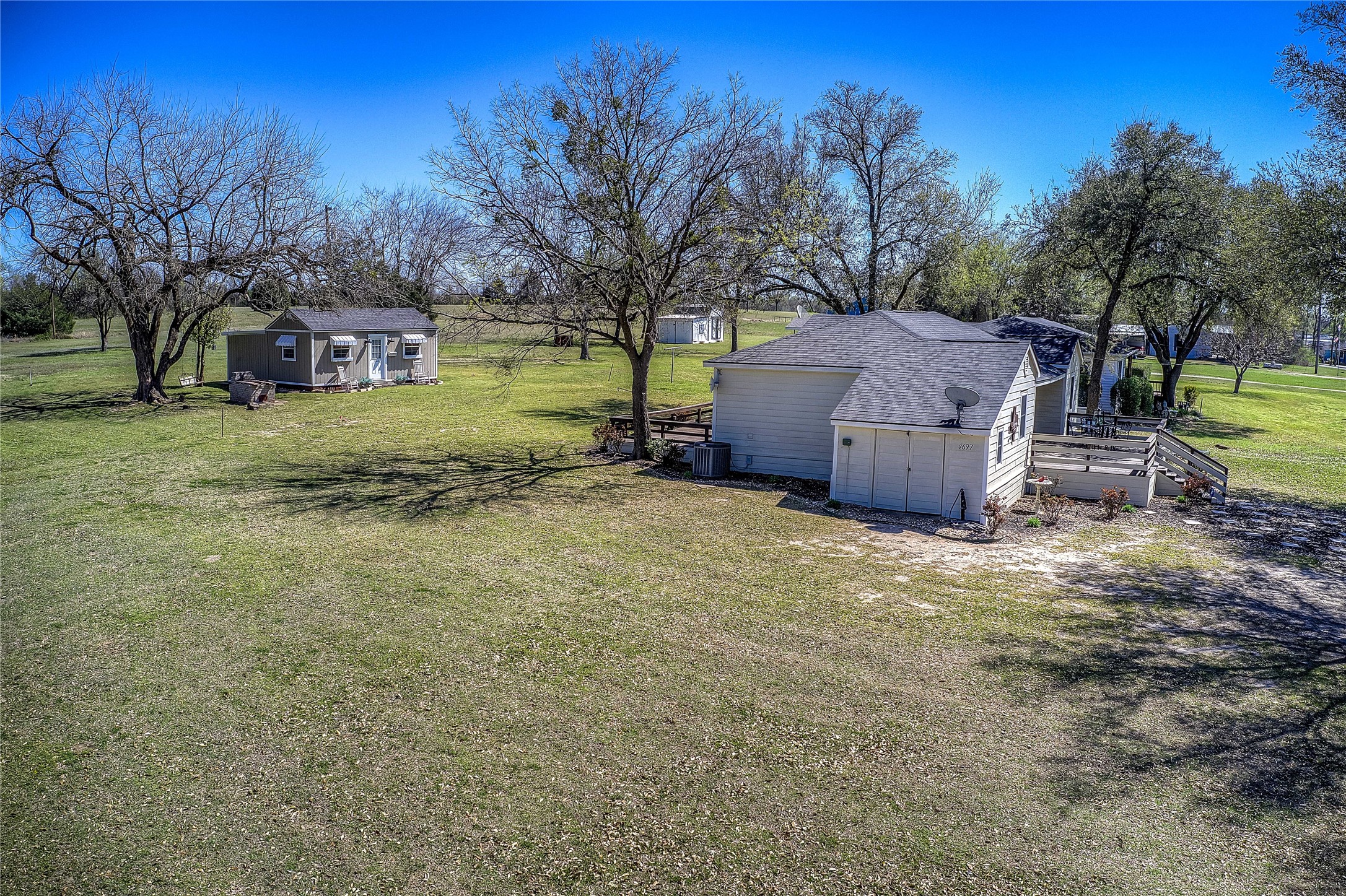 697 Tawakoni Drive East Tawakoni TX 75472