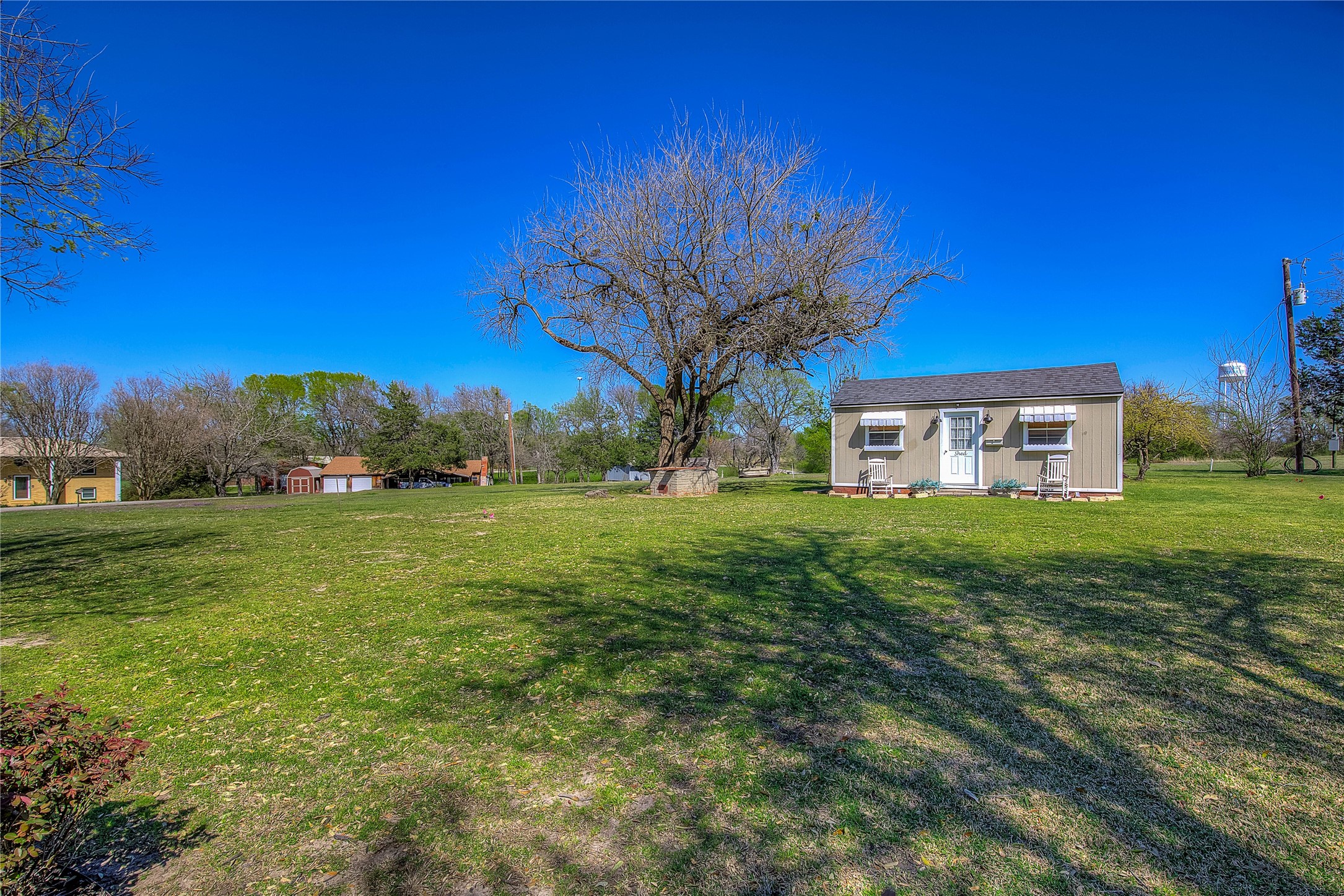 697 Tawakoni Drive East Tawakoni TX 75472