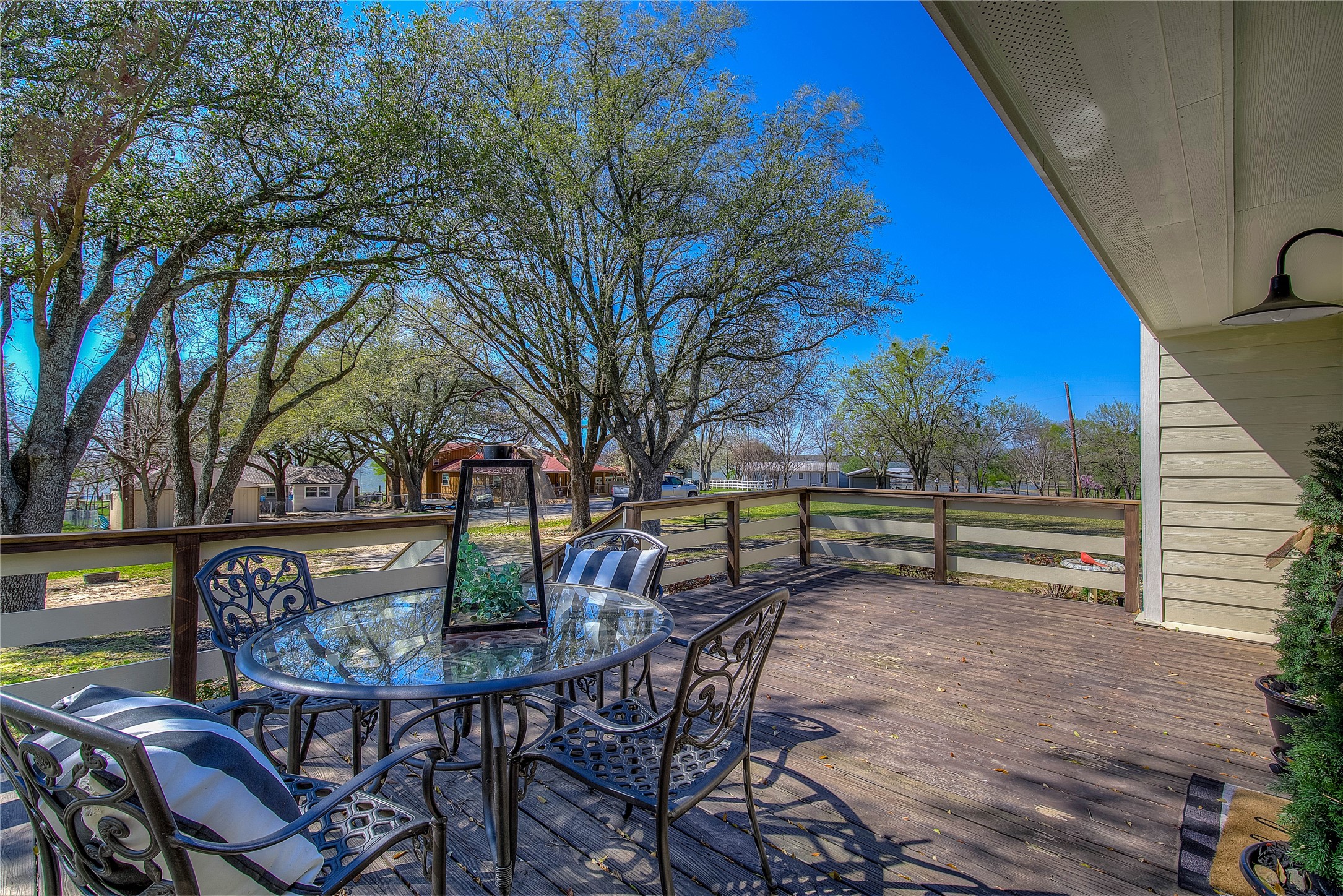 697 Tawakoni Drive East Tawakoni TX 75472
