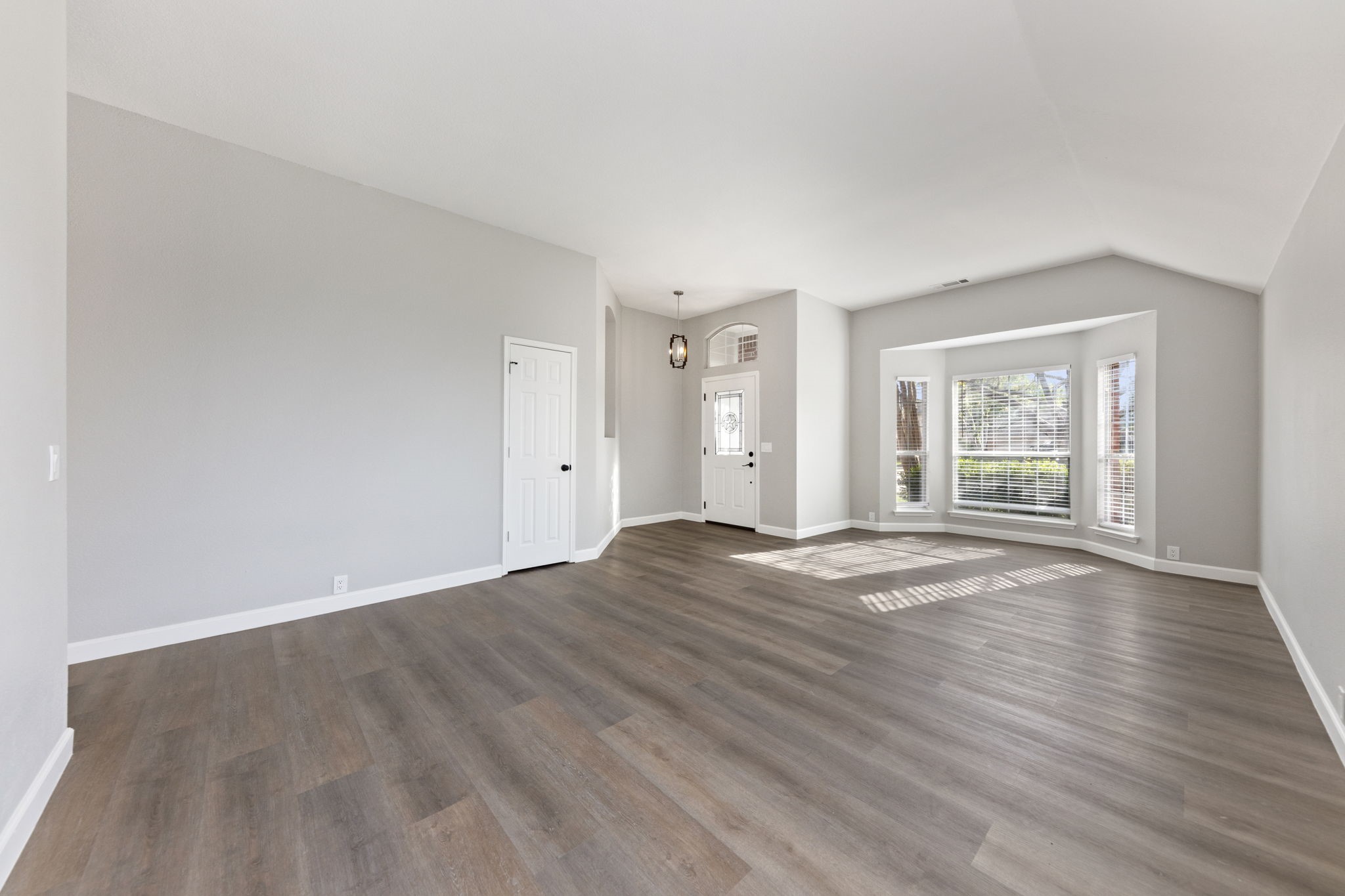814 Lake Bluff Drive Lake Dallas TX 75065