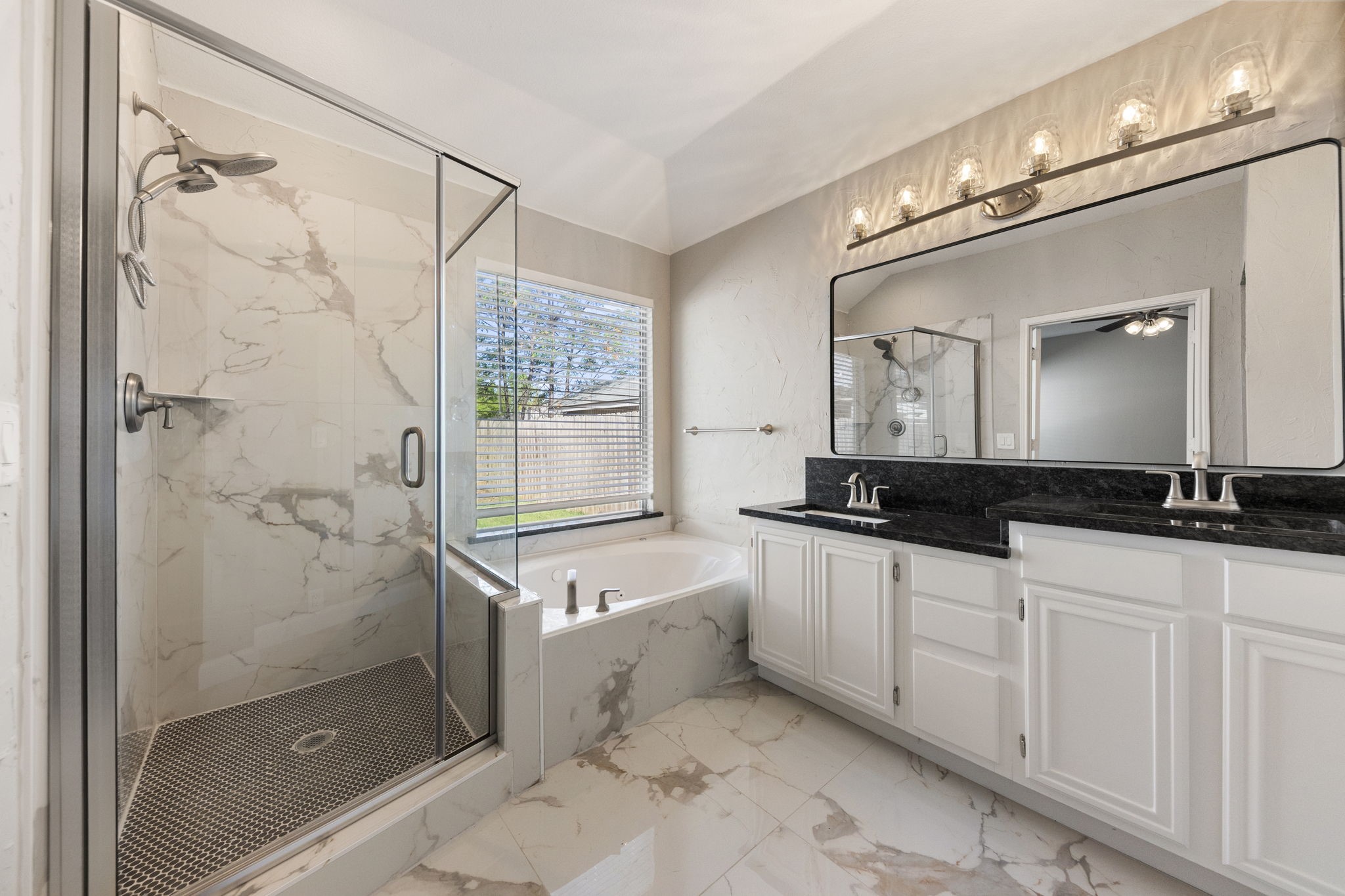 814 Lake Bluff Drive Lake Dallas TX 75065