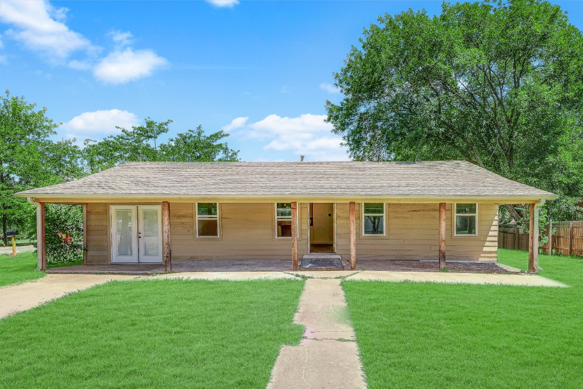 406 W Fowler Street Savoy TX 75479