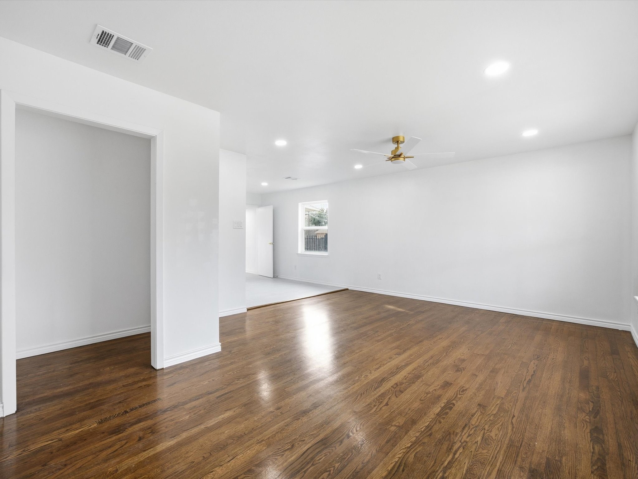 10270 Kilkenny Place Dallas TX 75228