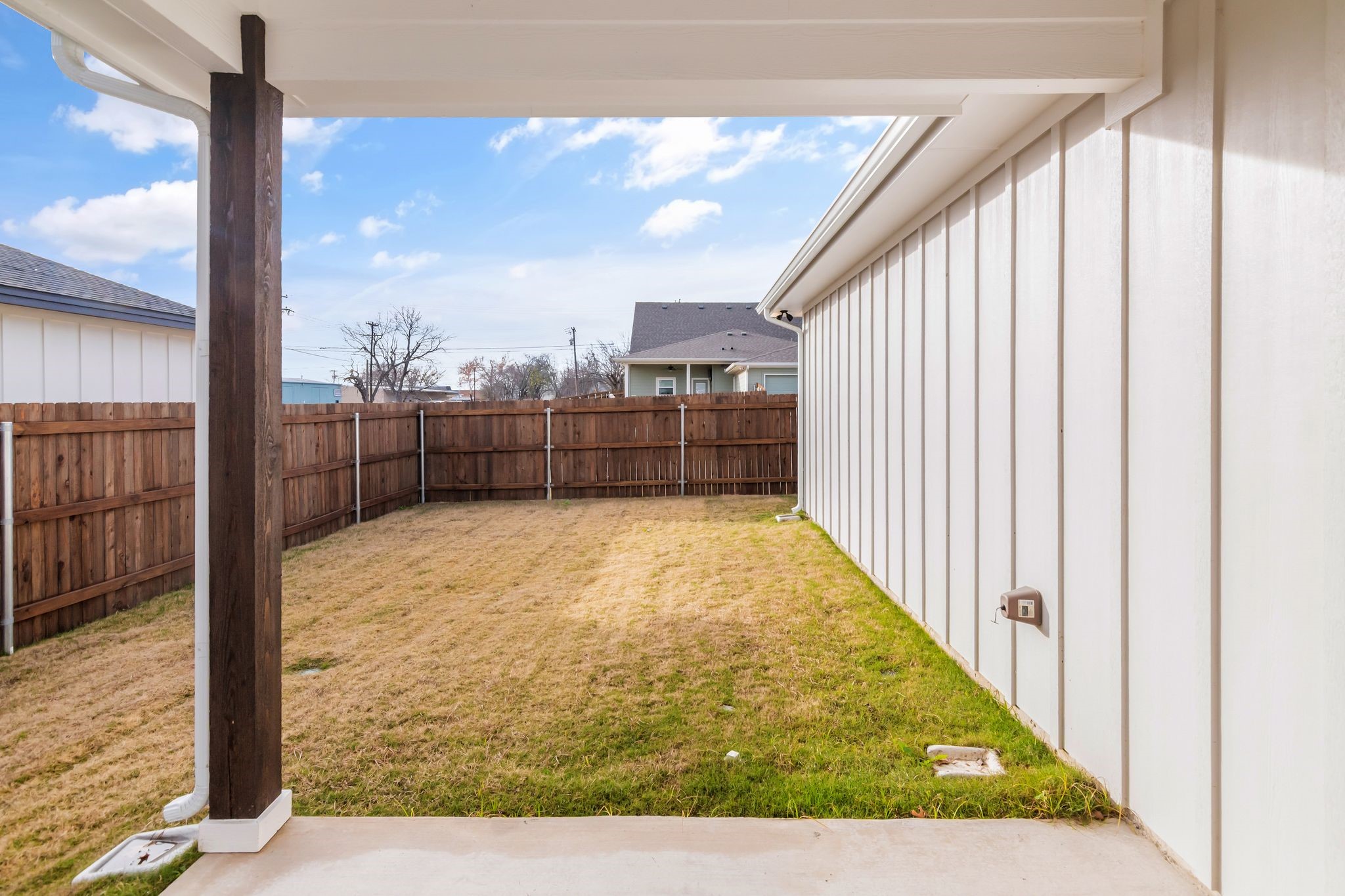 205 W 7th Street Justin TX 76247