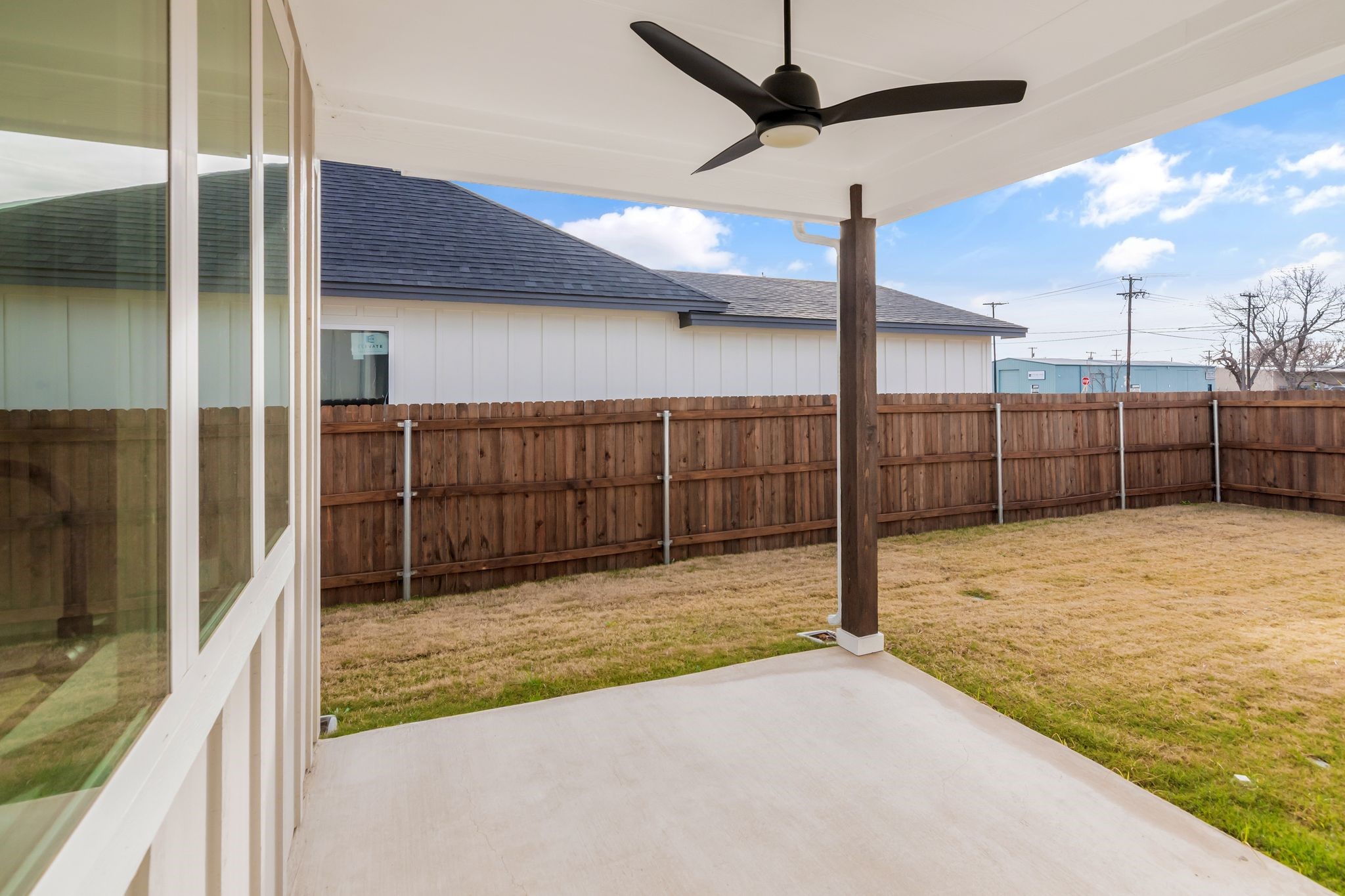 205 W 7th Street Justin TX 76247