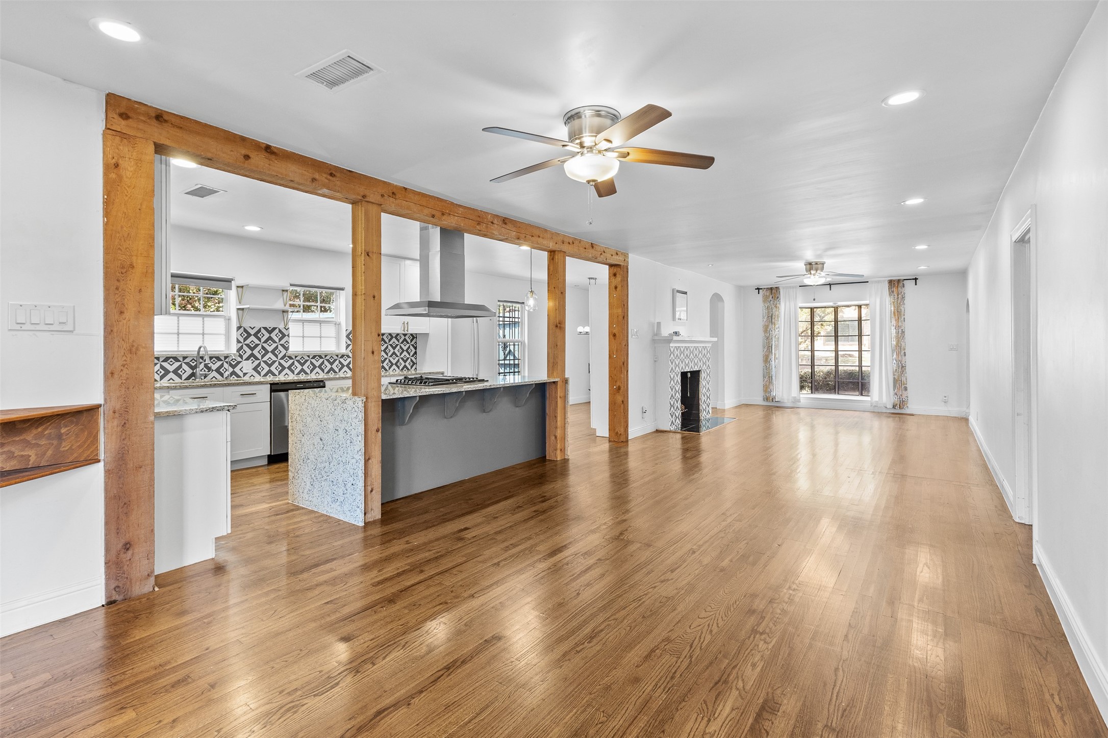 1902 Norfolk Avenue Dallas TX 75203