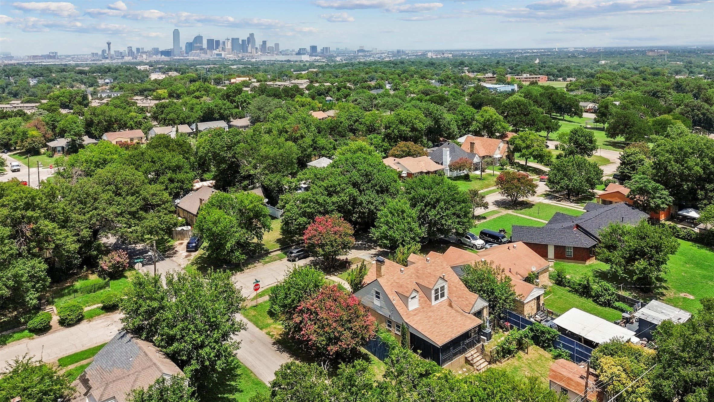 1902 Norfolk Avenue Dallas TX 75203