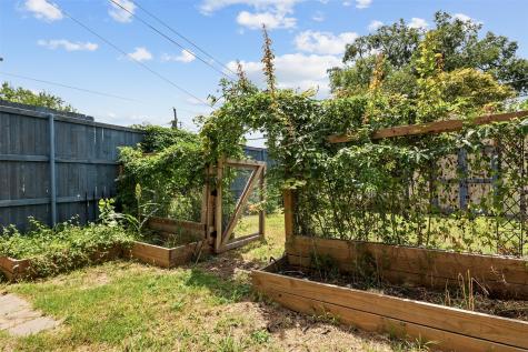 1902 Norfolk Avenue Dallas TX 75203