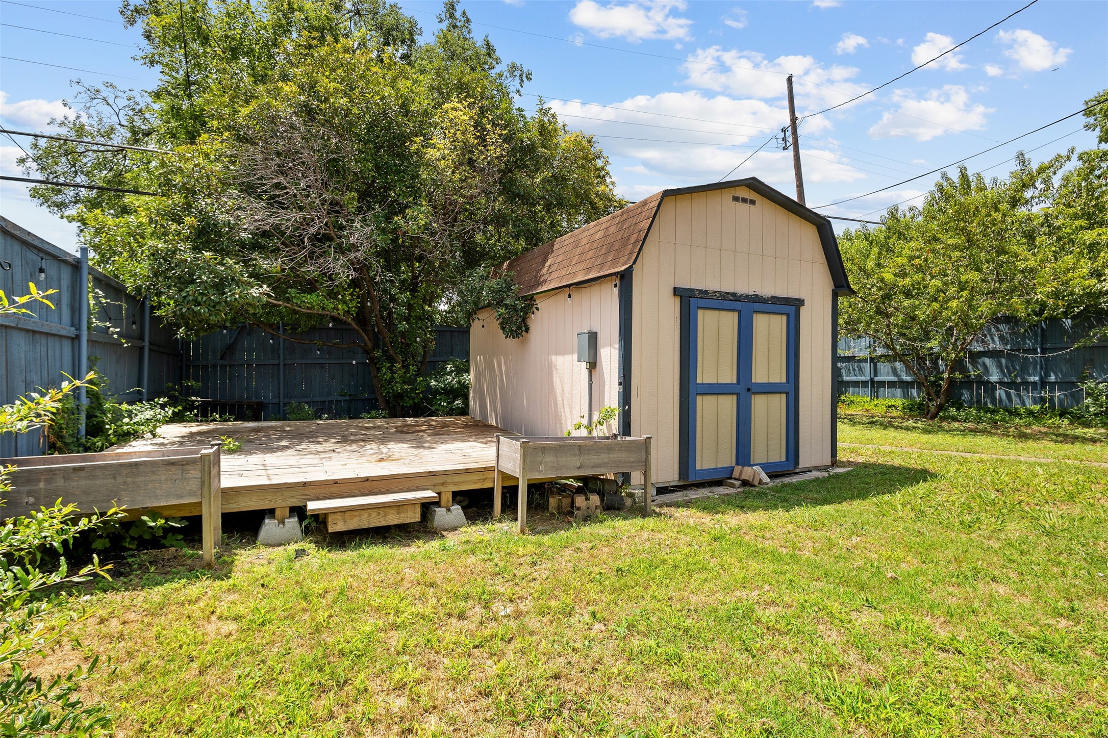 1902 Norfolk Avenue Dallas TX 75203