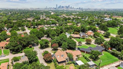 1902 Norfolk Avenue Dallas TX 75203
