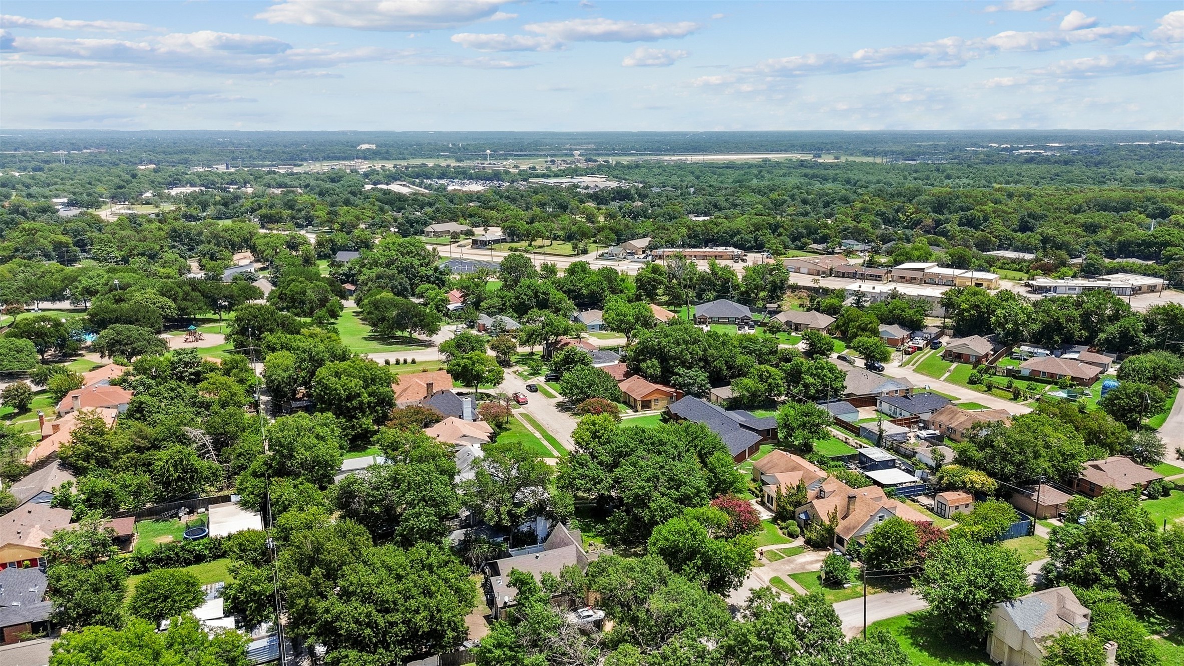 1902 Norfolk Avenue Dallas TX 75203