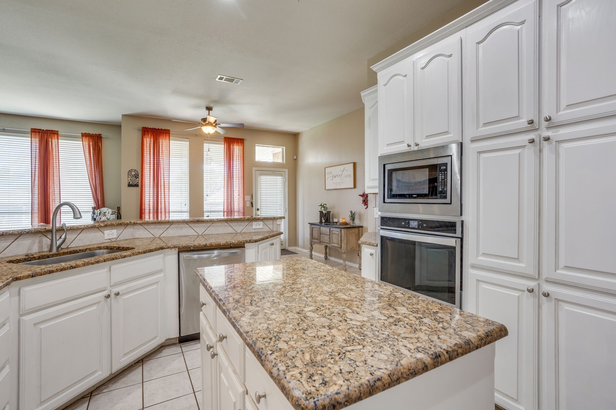 779 Little Ridge Court Burleson TX 76028