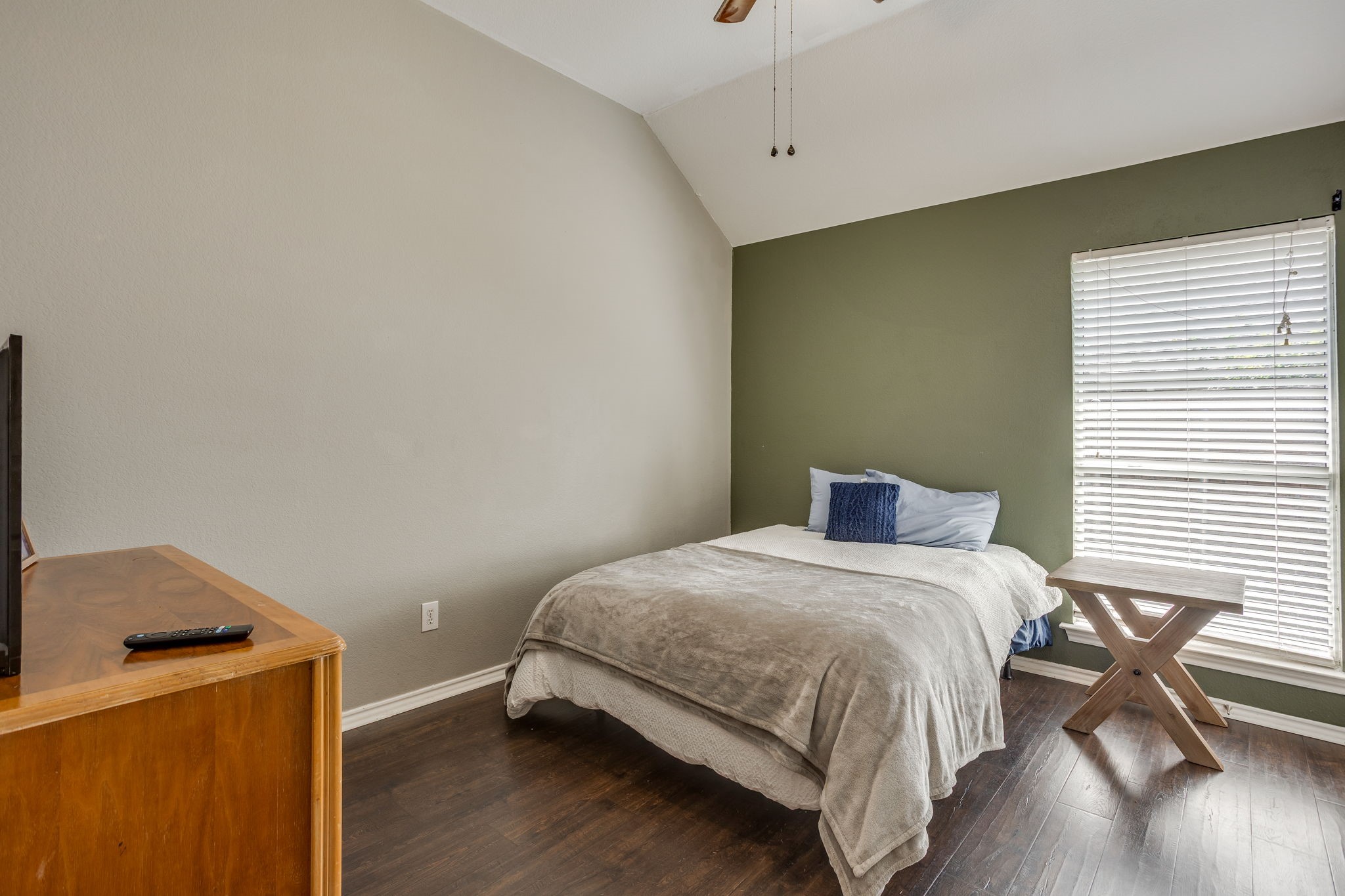 779 Little Ridge Court Burleson TX 76028