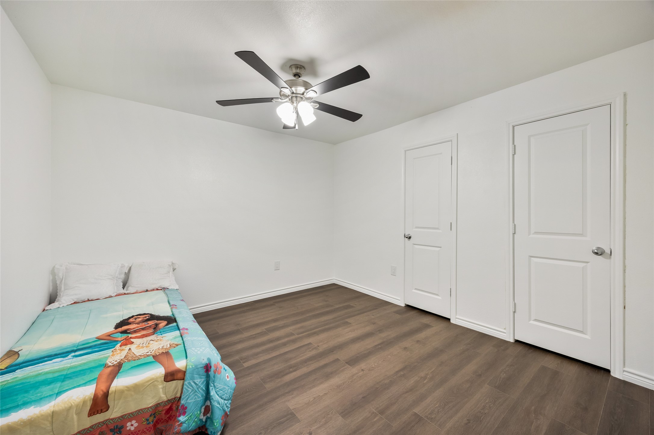 1005 Iowa Street Irving TX 75060