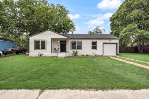 1005 Iowa Street Irving TX 75060