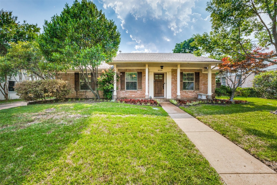 8529 Shagrock Lane Dallas TX 75238