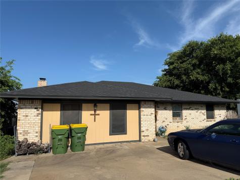 2401 Woodhaven Drive Granbury TX 76048