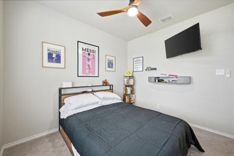 924 Ravenwood Lane Van Alstyne TX 75495