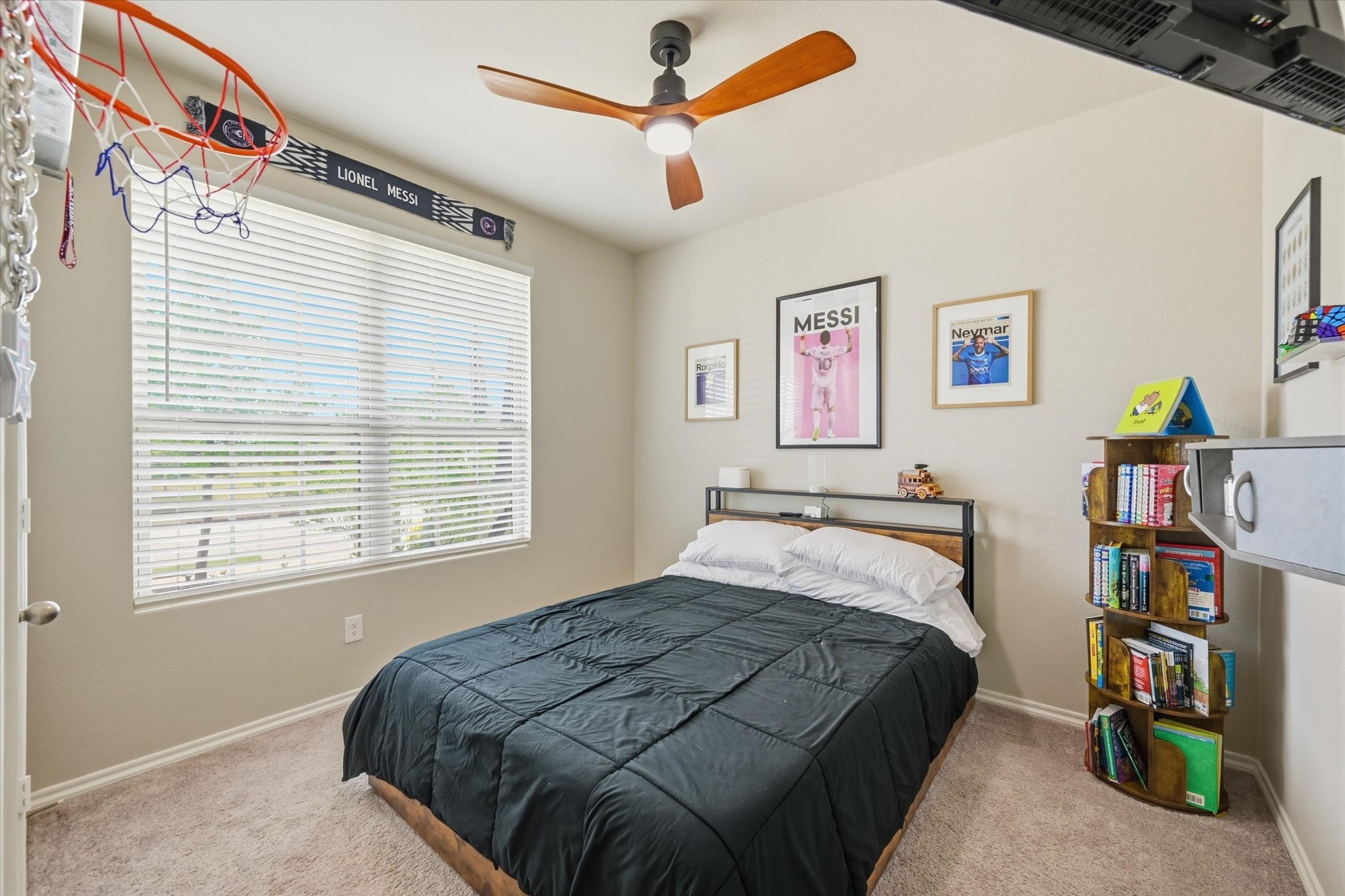 924 Ravenwood Lane Van Alstyne TX 75495