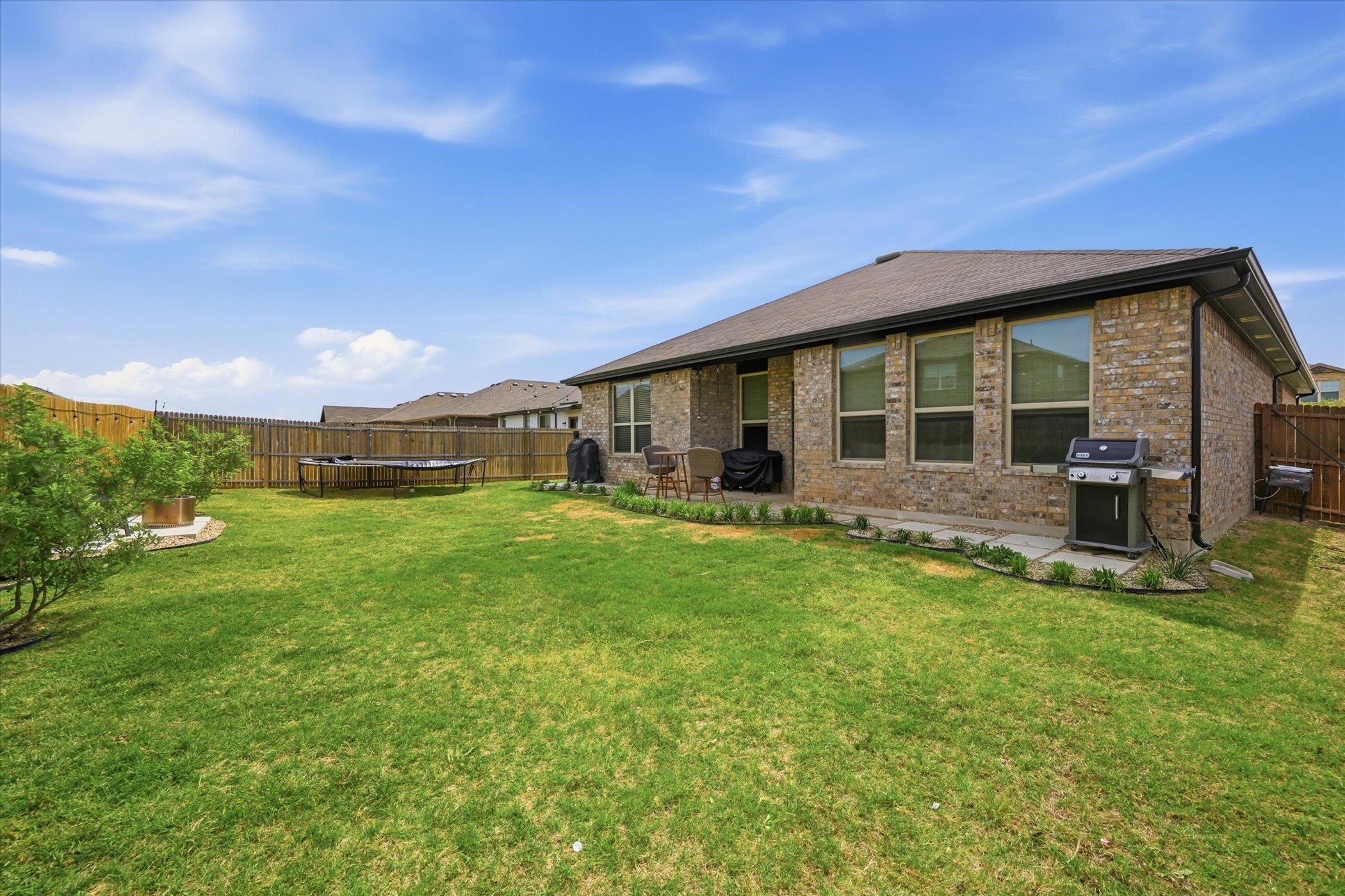 924 Ravenwood Lane Van Alstyne TX 75495