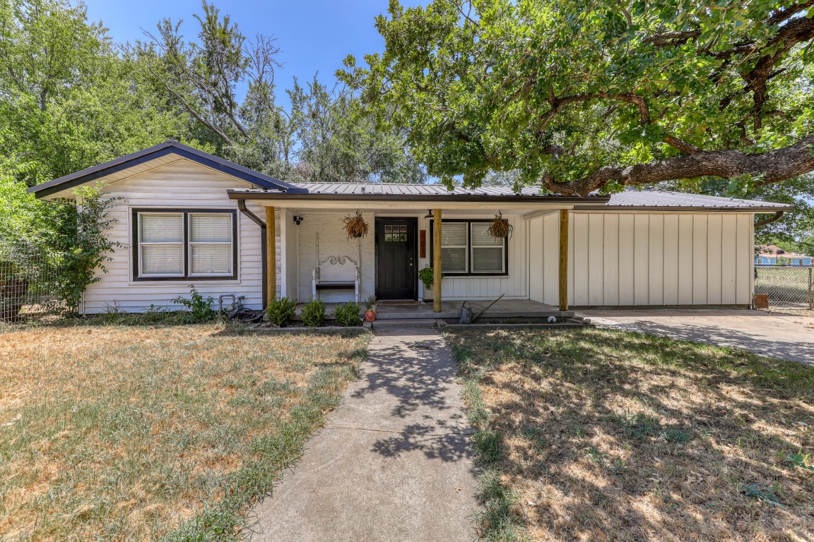 707 SW 15th Street Mineral Wells TX 76067