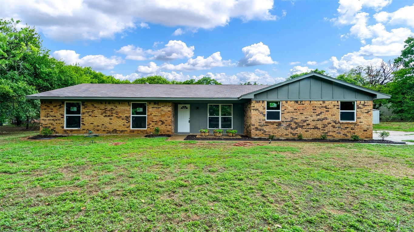 105 Sherry Lane Burleson TX 76028