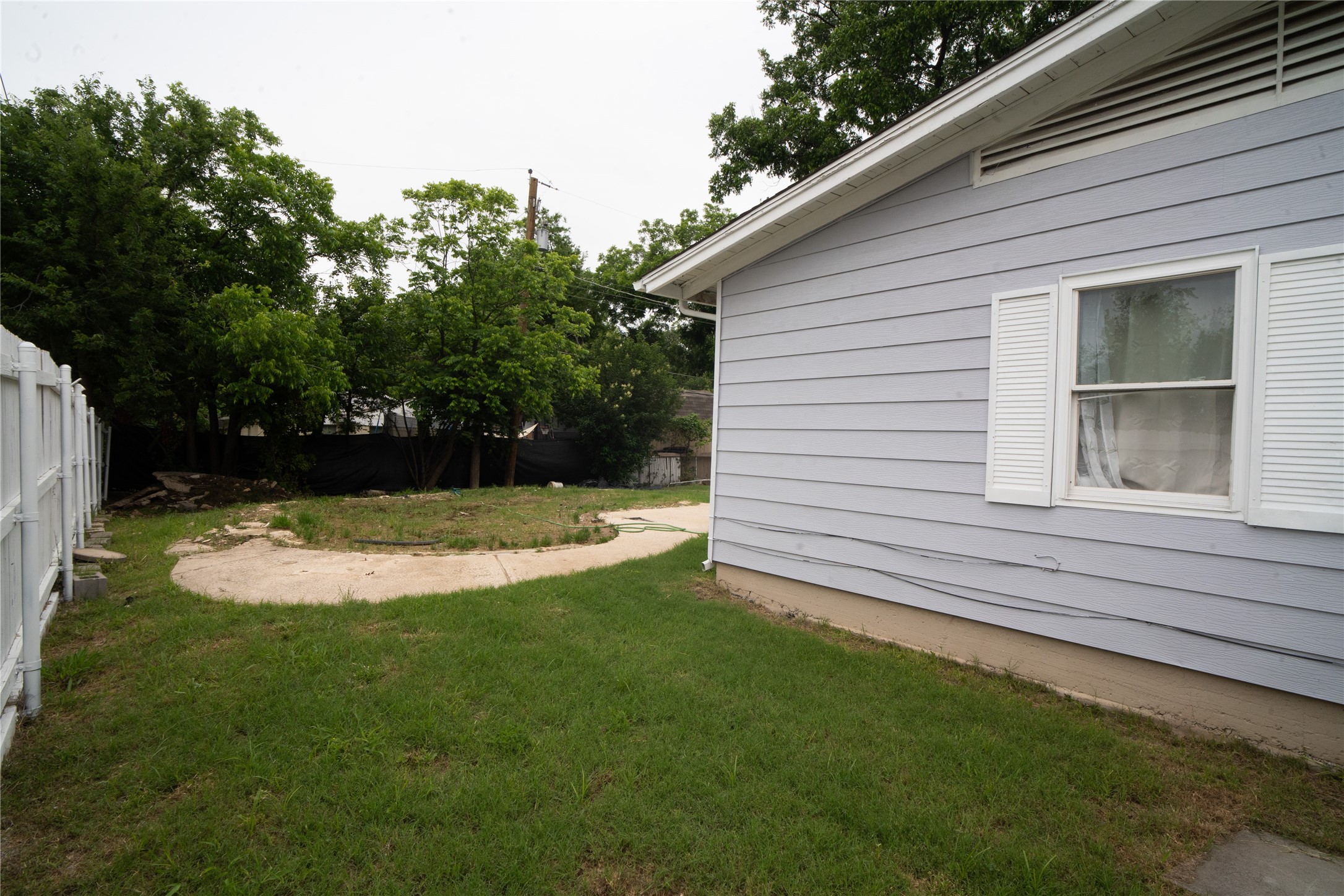 2136 Ridgeway Street Arlington TX 76010