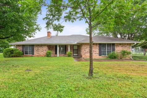 504 N Emerson Street Mart TX 76664