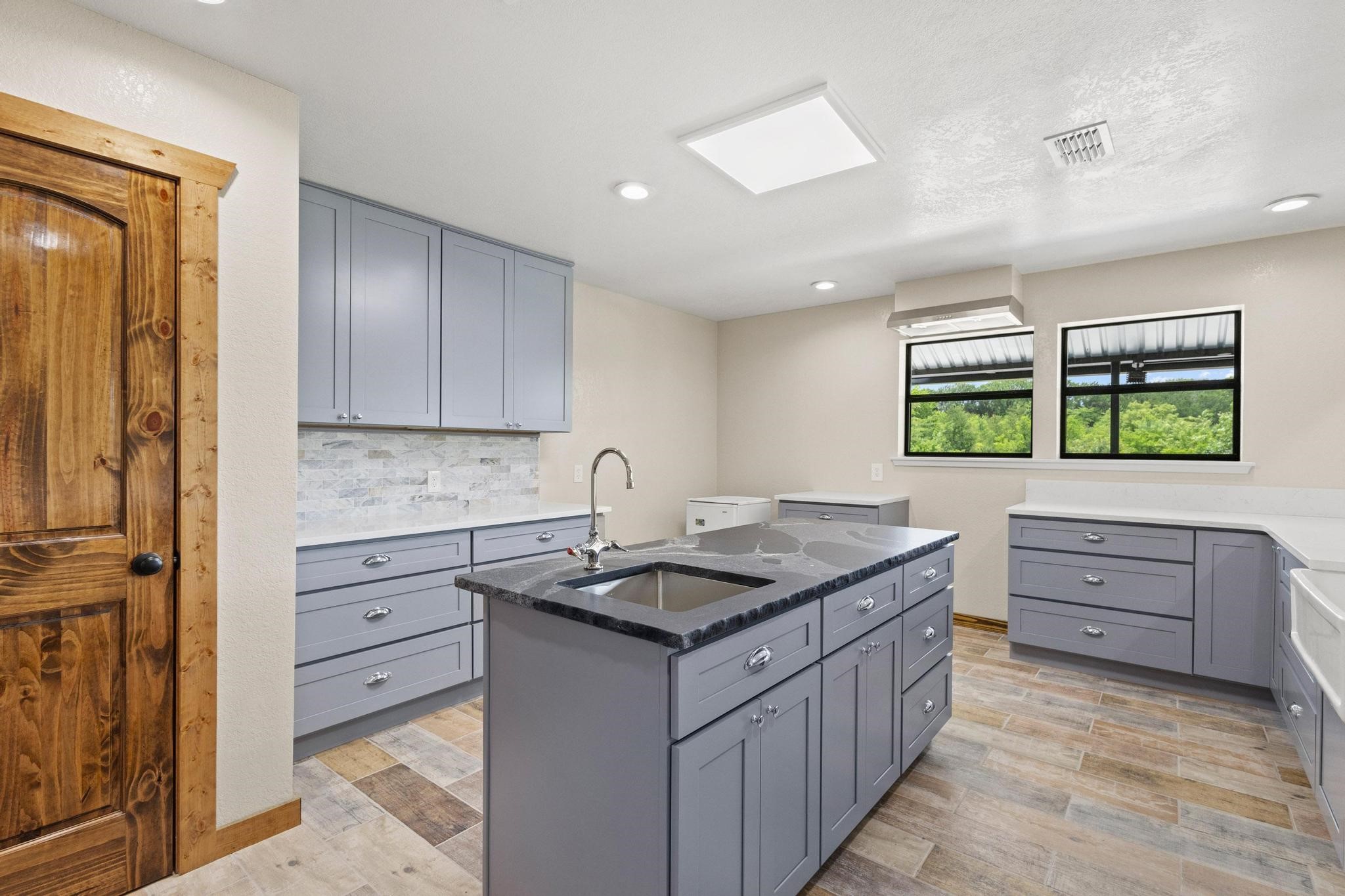 516 County Road 27450 Honey Grove TX 75446