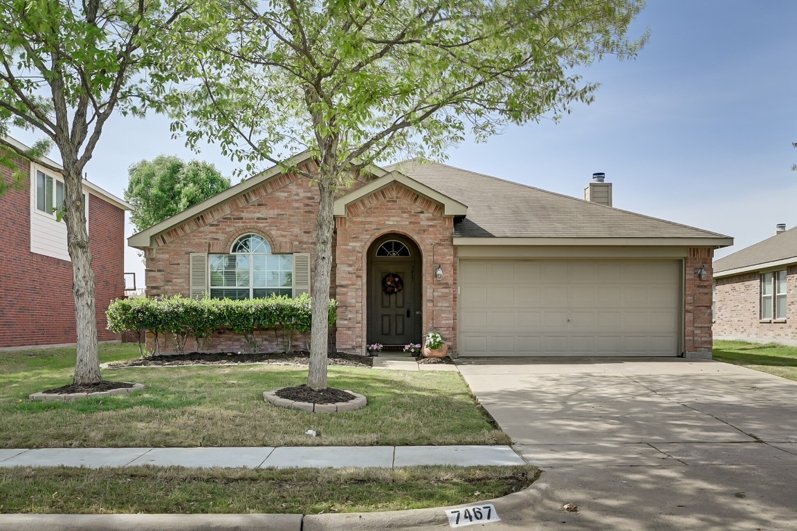7467 Gallo Grand Prairie TX 75054