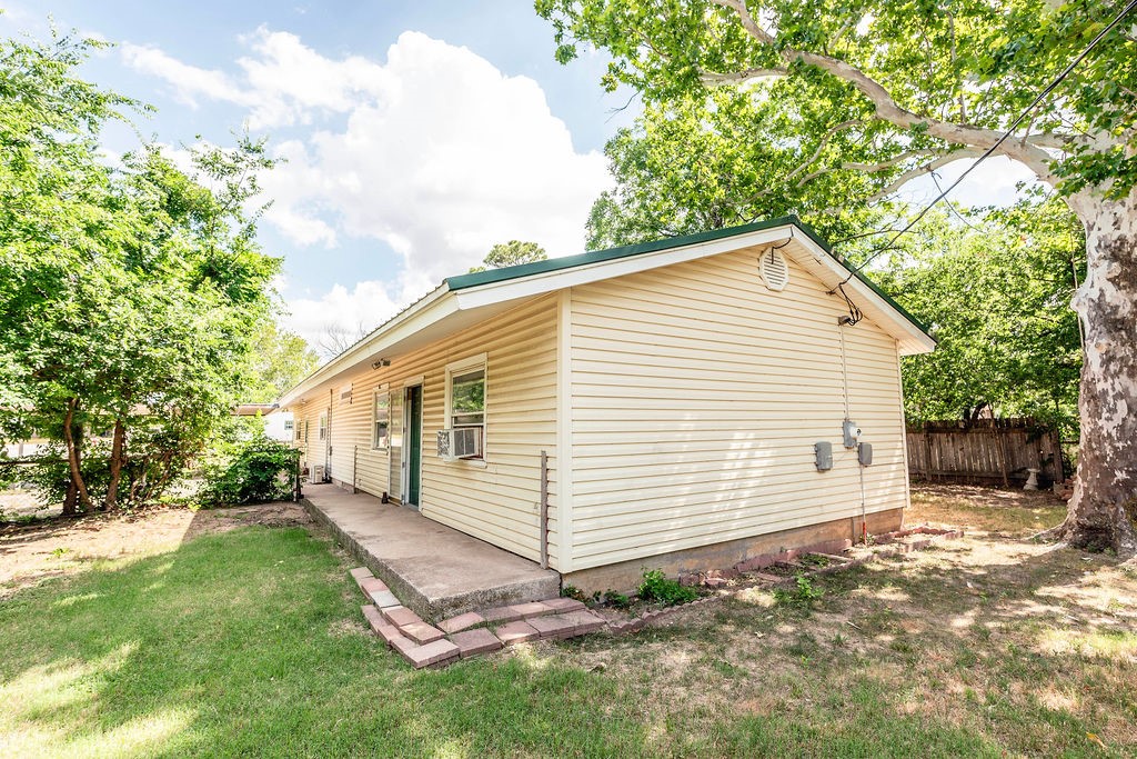 509 E Cedar Street Nocona TX 76255