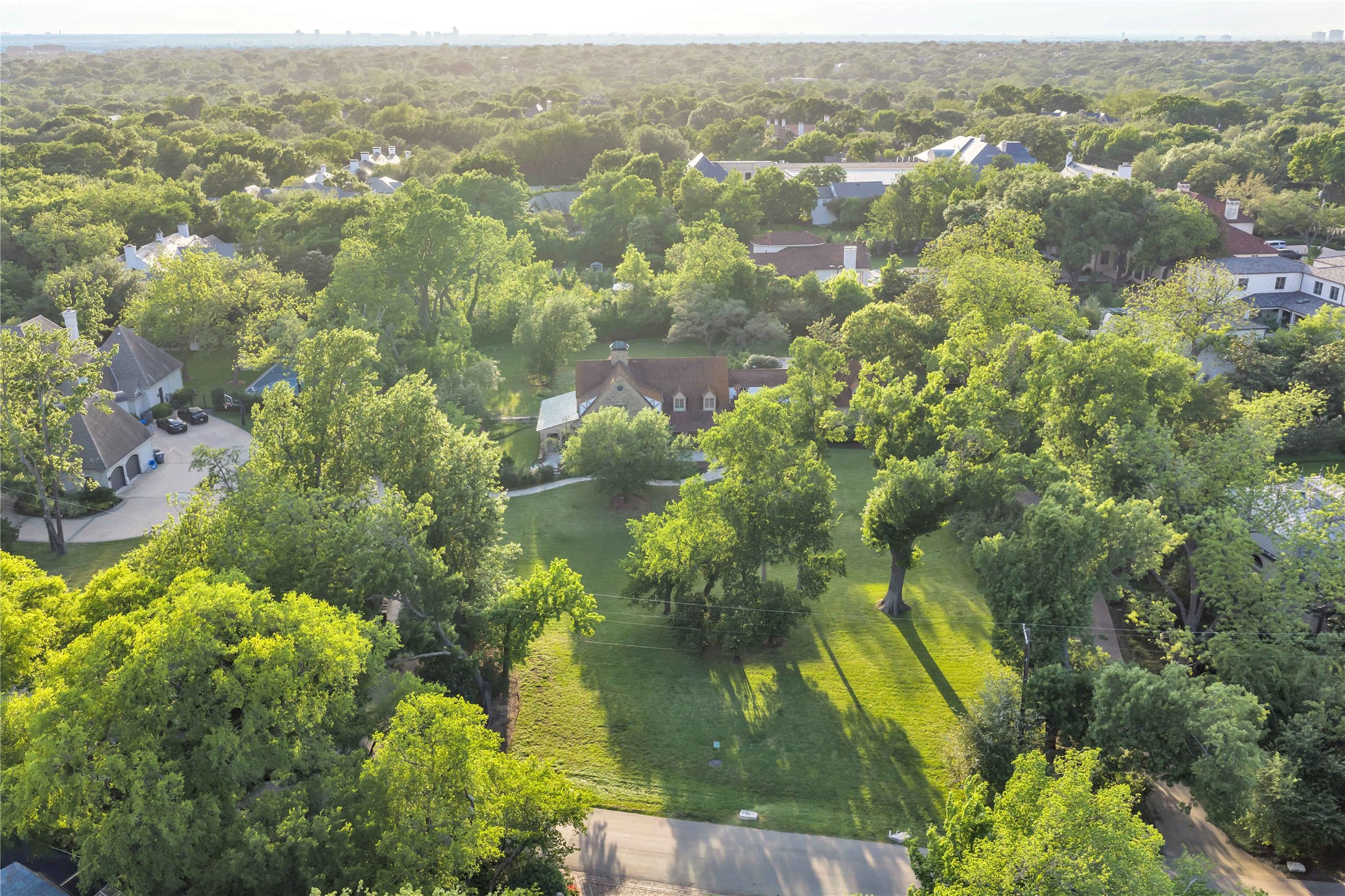 9333 Meadowbrook Drive Dallas TX 75220