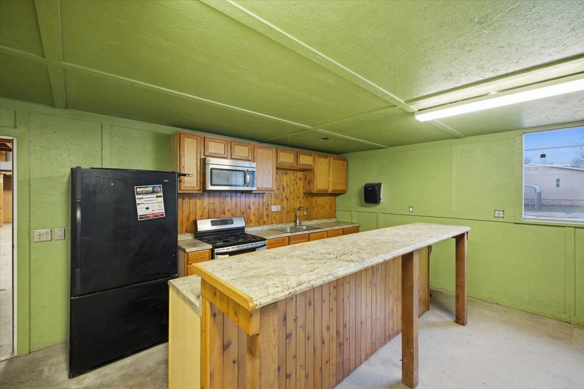 1341 Hildreth Pool Road Bowie TX 76230