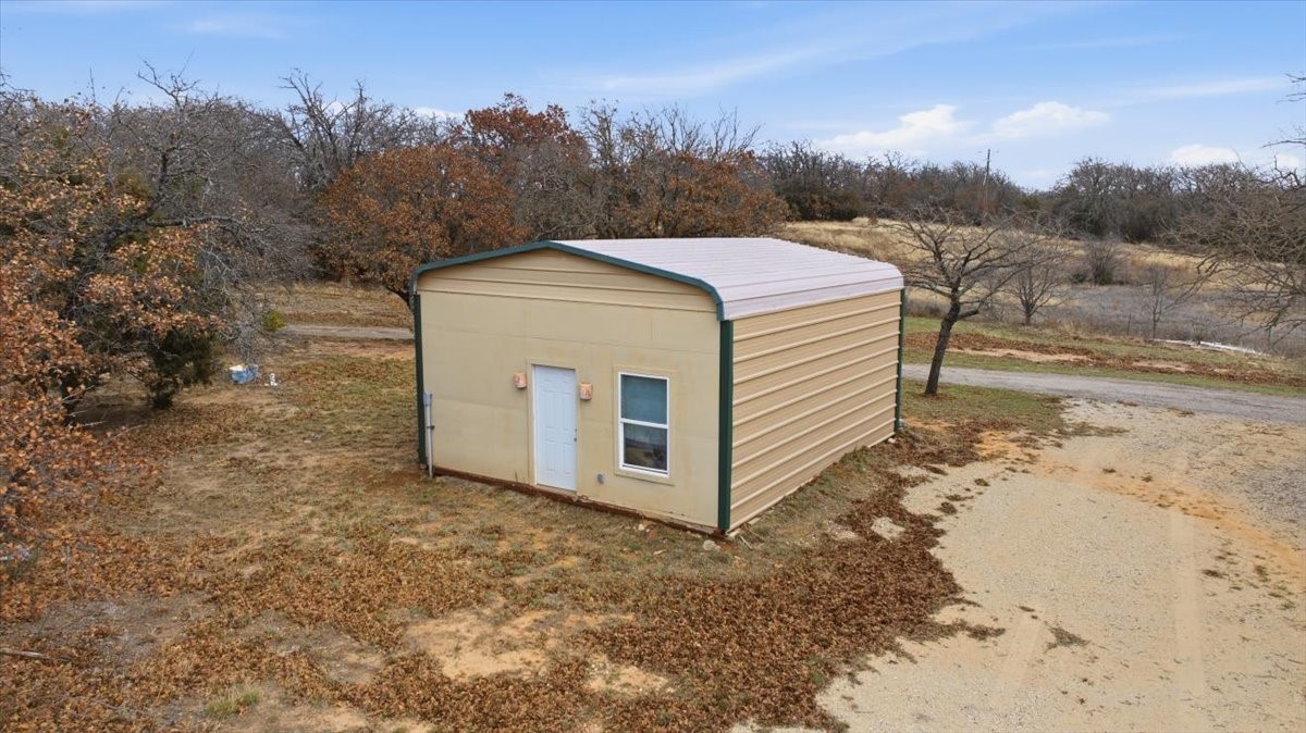 1341 Hildreth Pool Road Bowie TX 76230