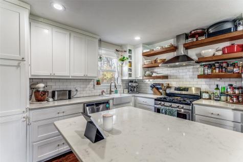 5716 Tracyne Drive Westworth Village TX 76114