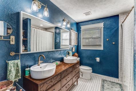 5716 Tracyne Drive Westworth Village TX 76114